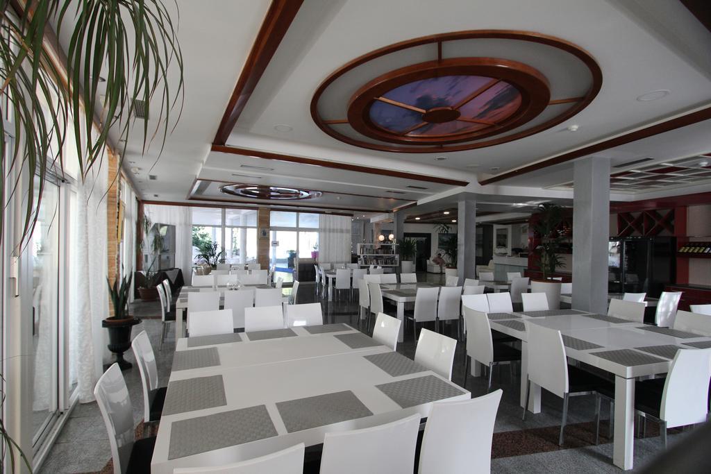 Hotel Sveti Kriz Mastrinka Extérieur photo