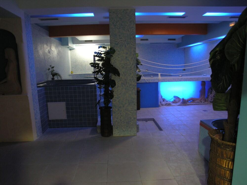 Hotel Sveti Kriz Mastrinka Extérieur photo