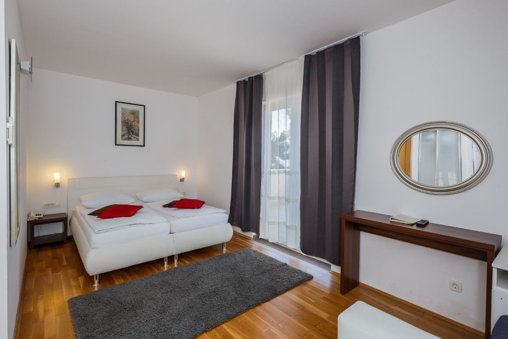 Hotel Sveti Kriz Mastrinka Extérieur photo