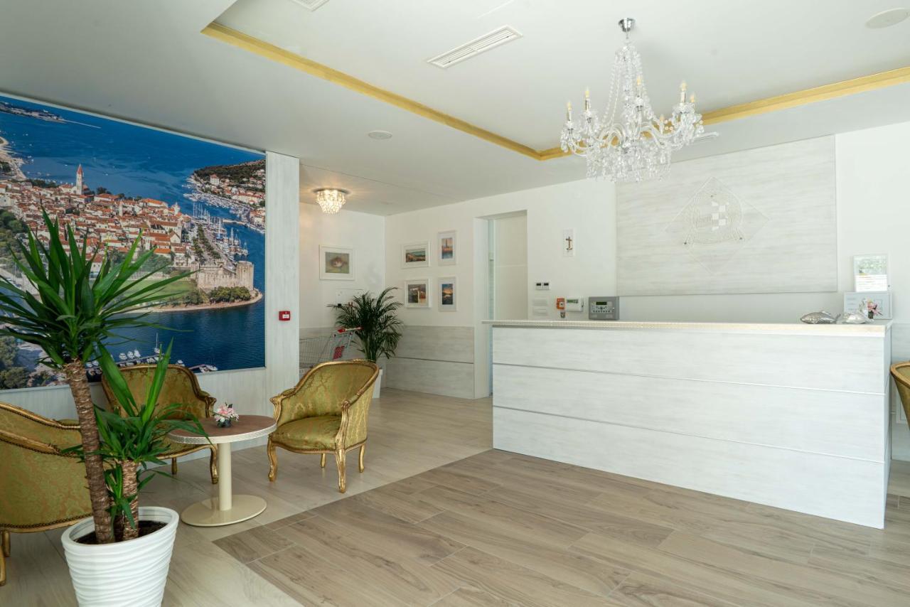 Hotel Sveti Kriz Mastrinka Extérieur photo